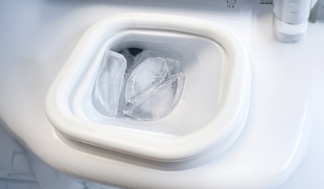 Dispensing ice and water together