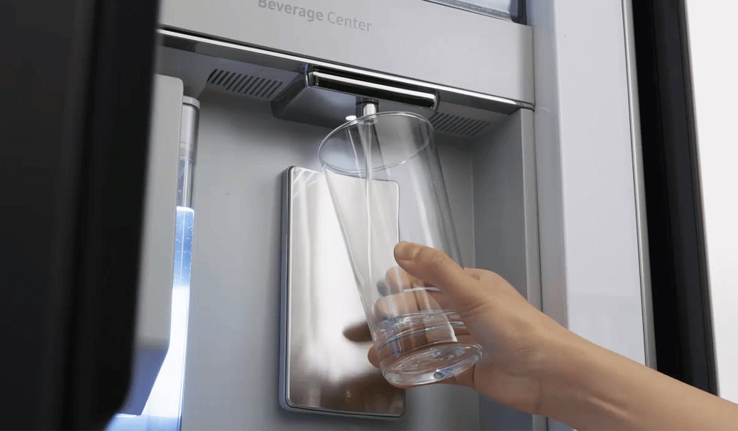 Check water dispensing and pressure